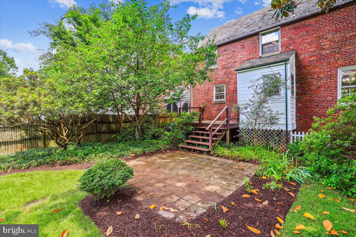 4420 Brandywine St NW