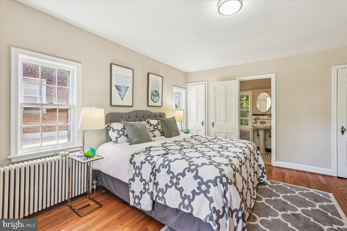 4420 Brandywine St NW