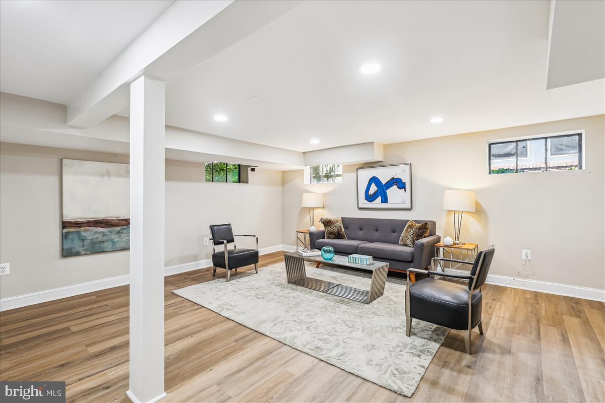 4420 Brandywine St NW