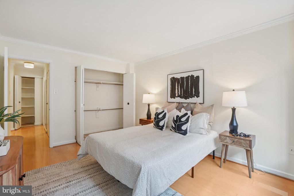 2141 P St NW #709
