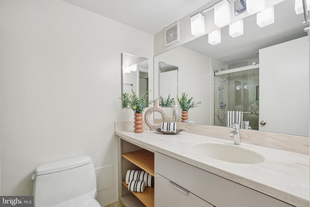 2141 P St NW #709
