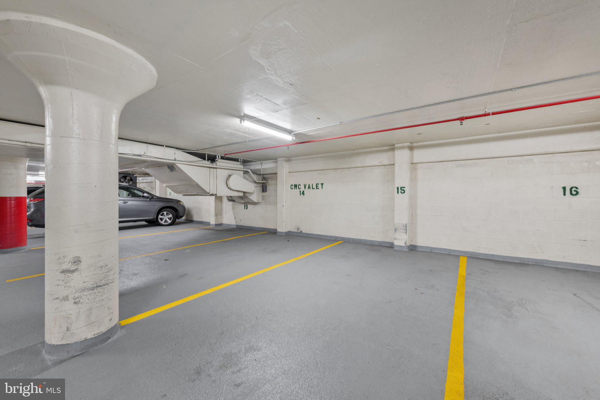 4100 Cathedral Ave NW #406