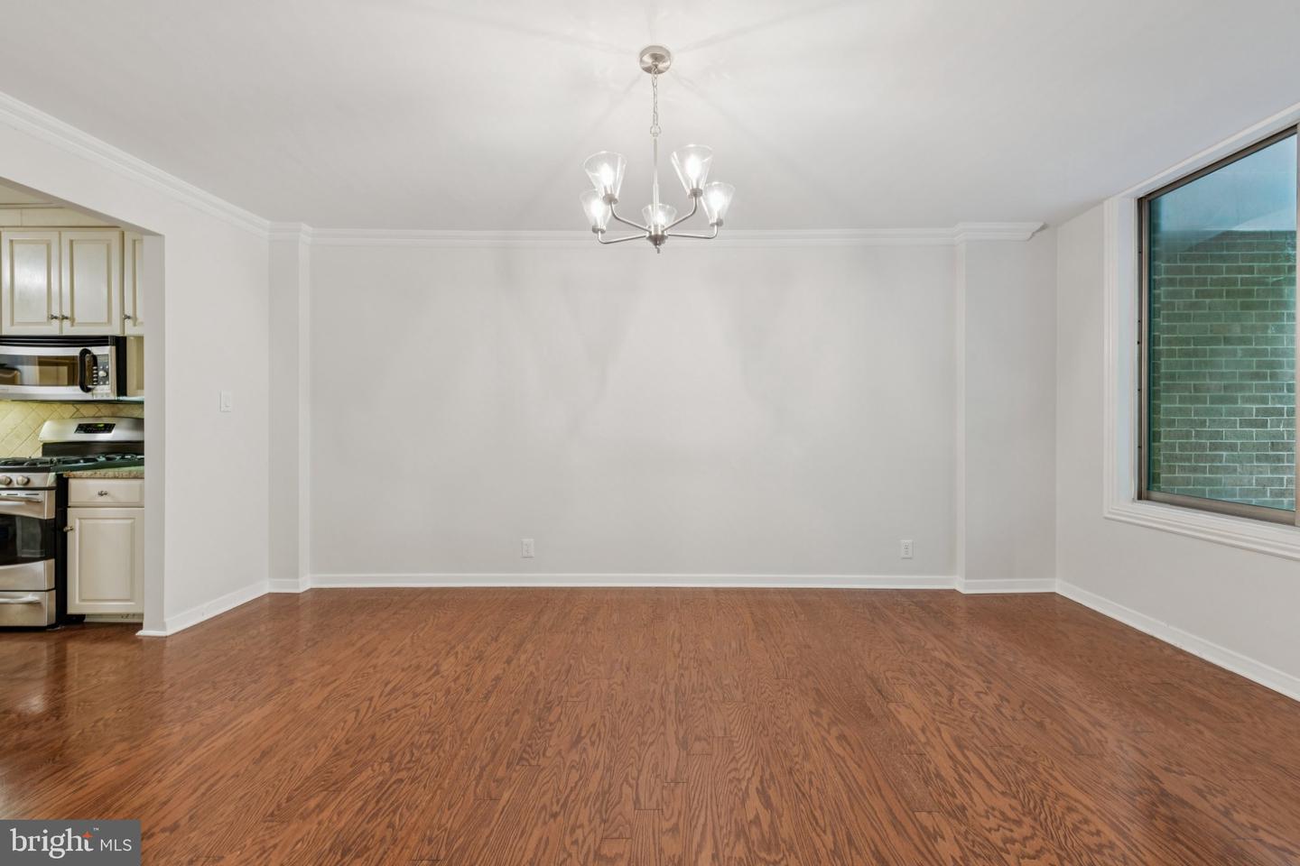 4100 Cathedral Ave NW #406