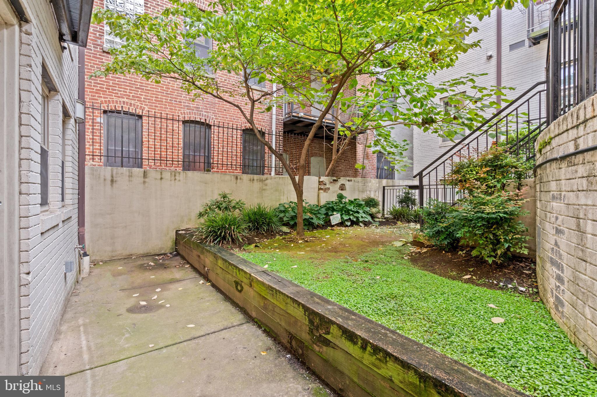 1421 CHAPIN STREET NW 102