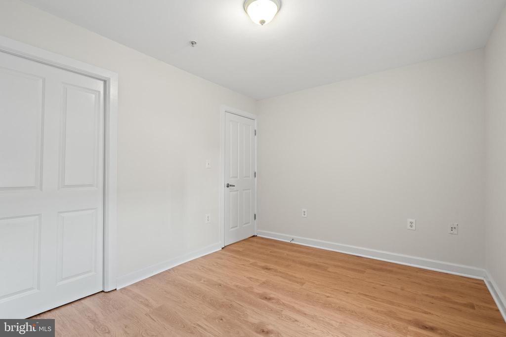 1421 CHAPIN STREET NW 102