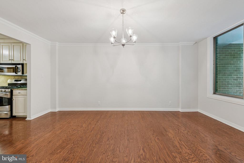 4100 CATHEDRAL AVENUE NW 406