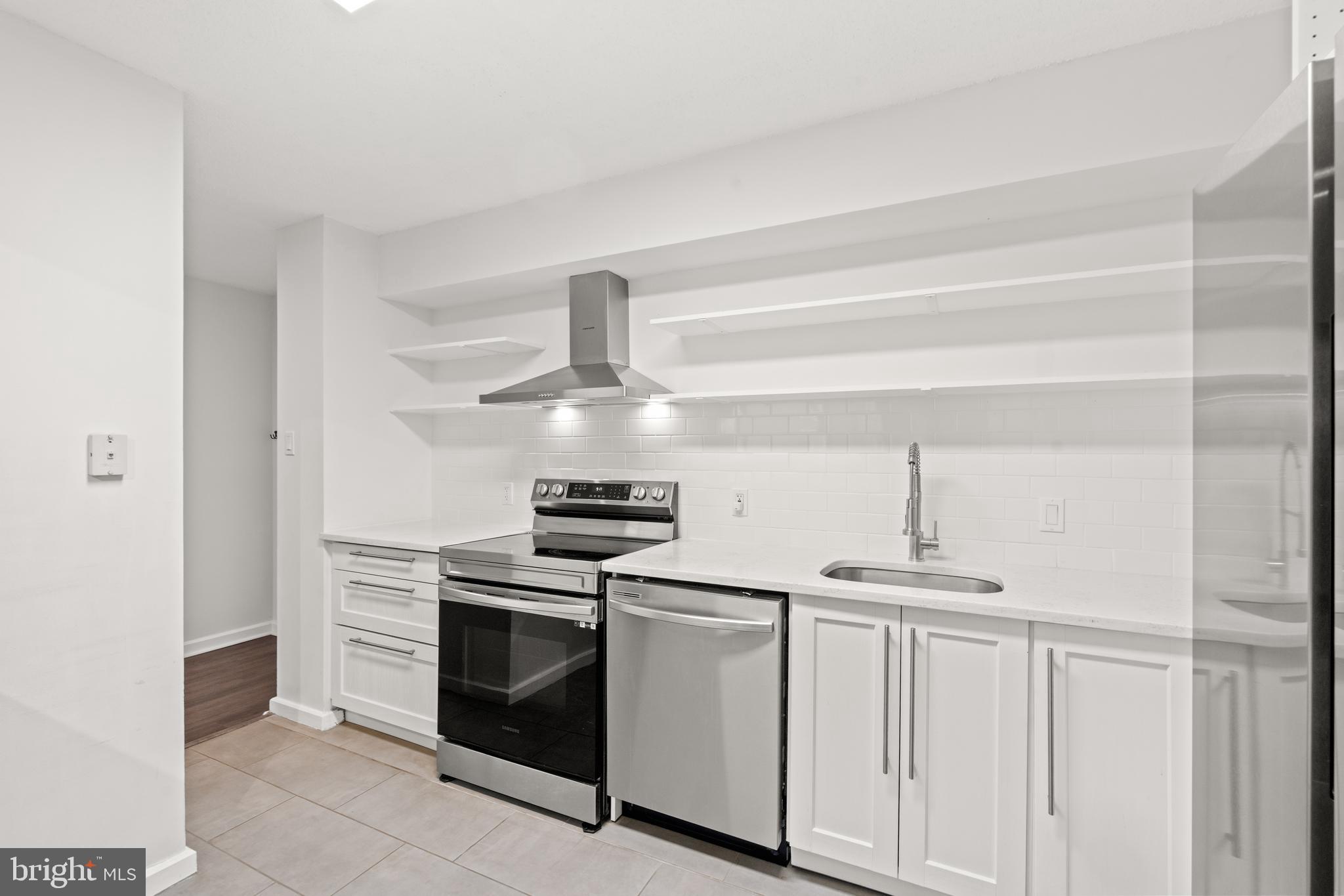 2141 P STREET NW 306