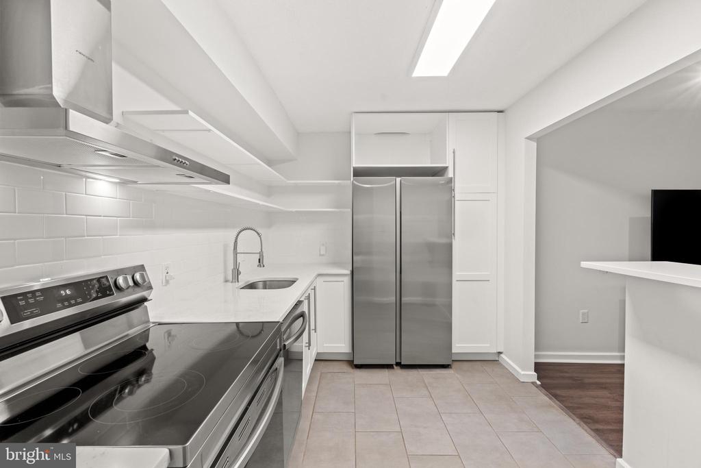 2141 P STREET NW 306