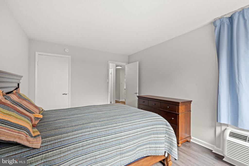 2141 P STREET NW 306