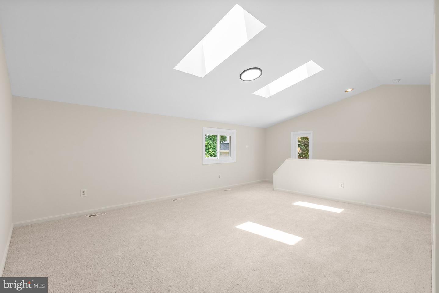 1088 River Bay Rd