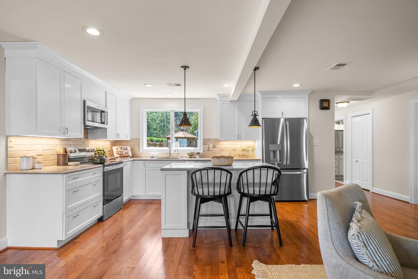 1088 River Bay Rd
