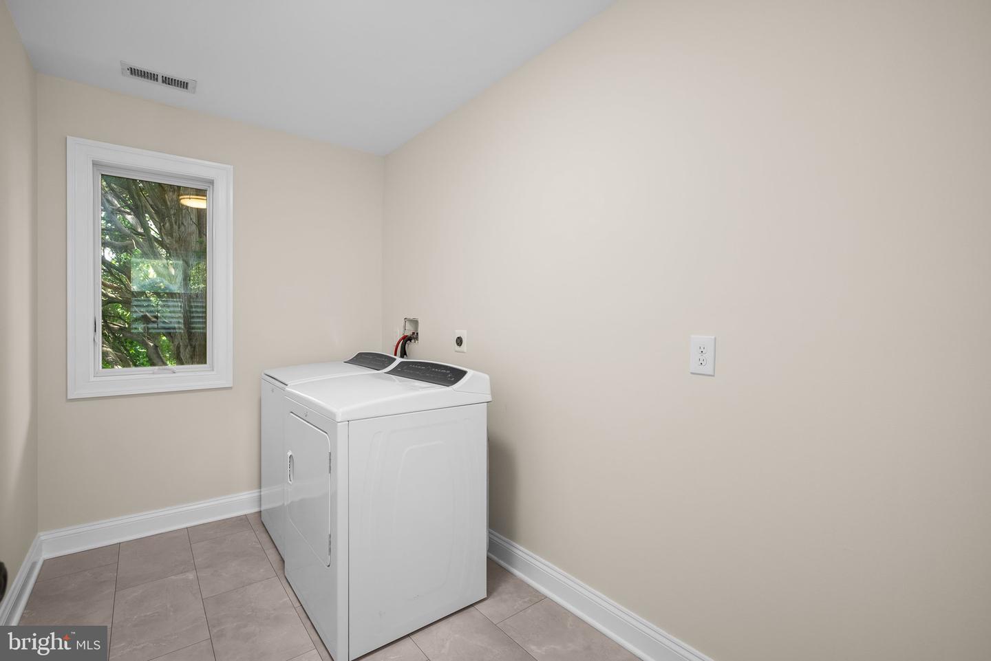 1088 River Bay Rd
