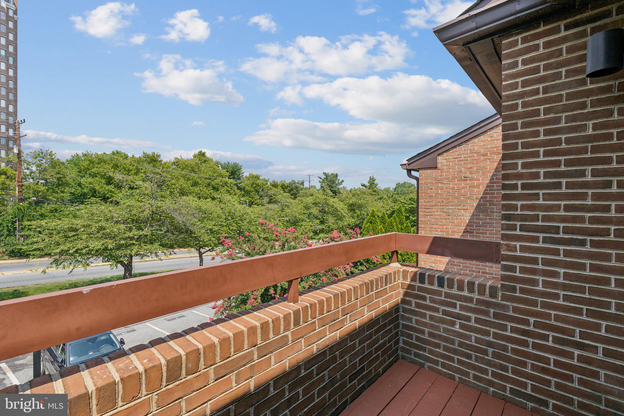 5229 King Charles Way #1-6