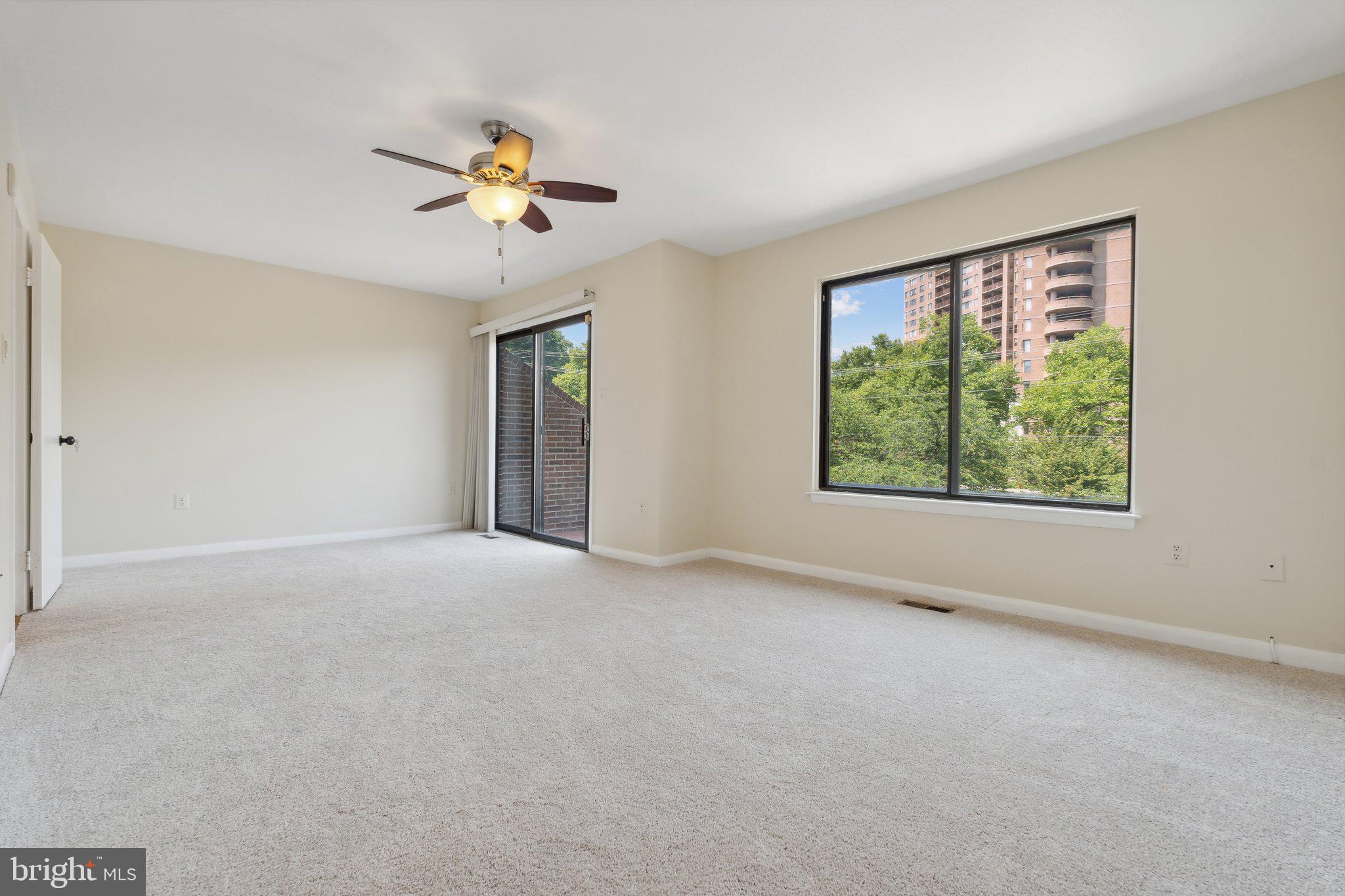 5229 King Charles Way #1-6