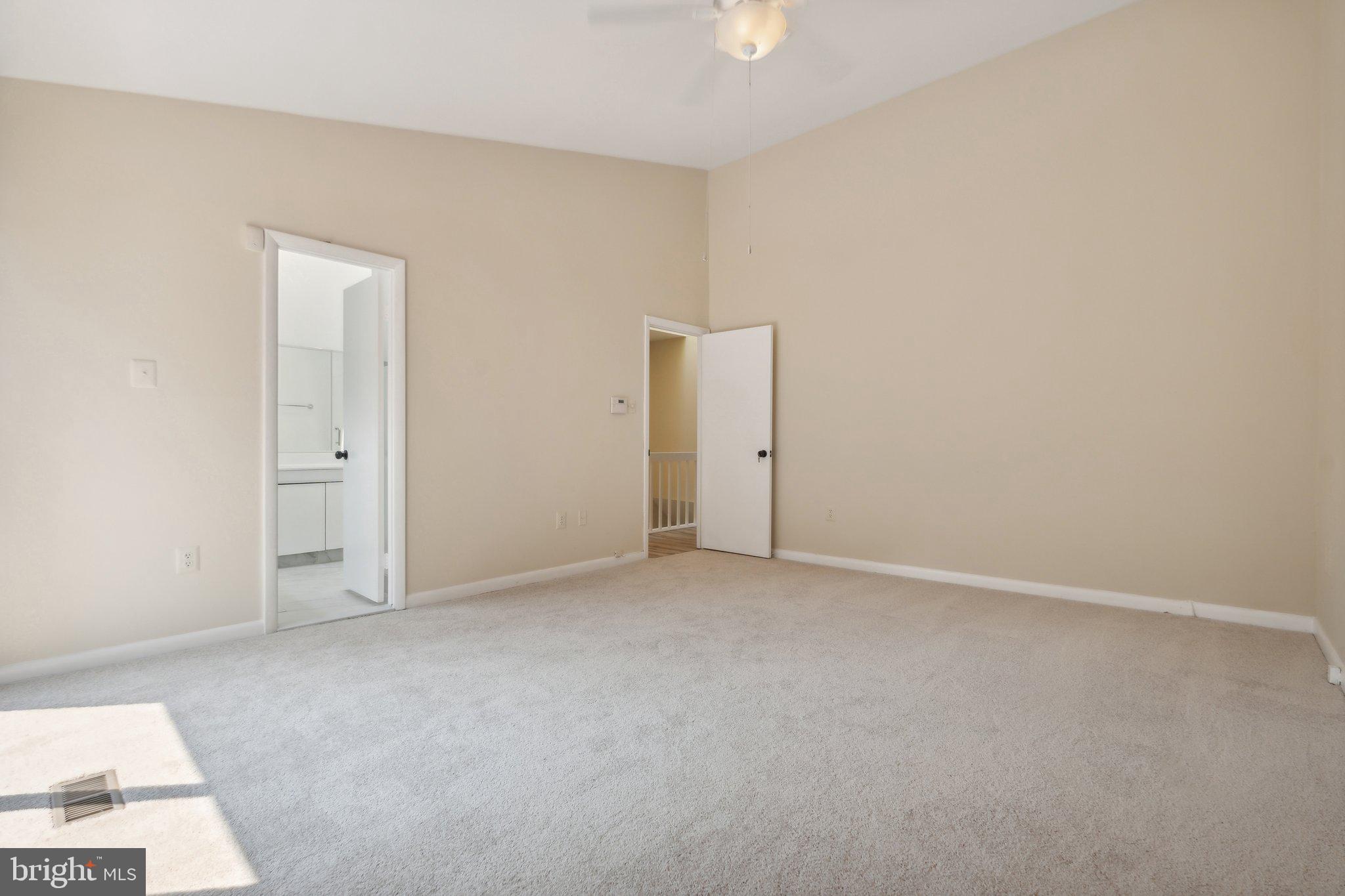 5229 King Charles Way #1-6