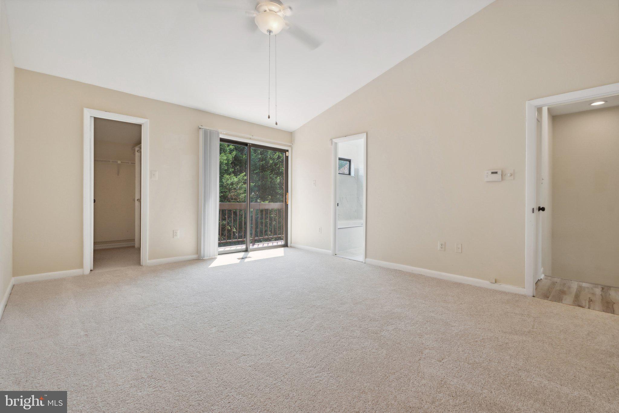 5229 King Charles Way #1-6