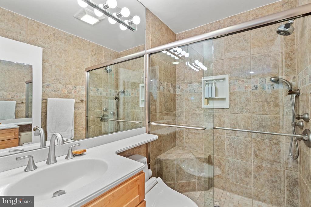 12520 DAVAN DRIVE