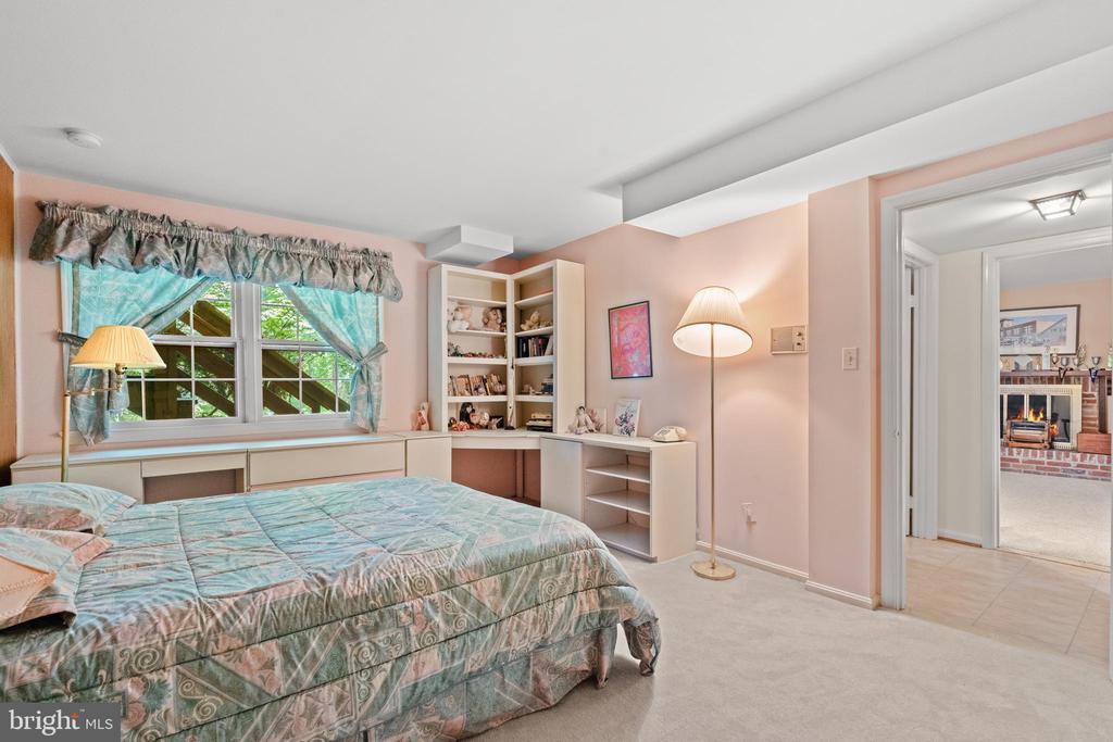 12520 DAVAN DRIVE