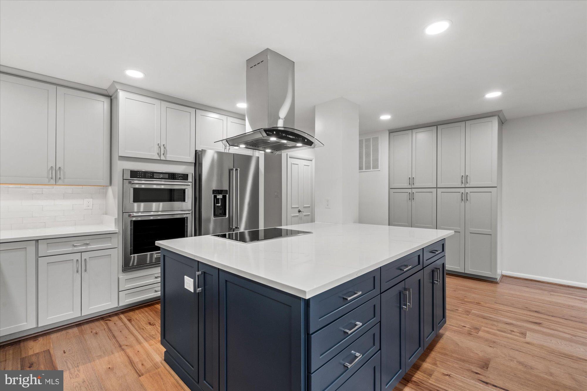 1703 MAPLE HILL PLACE