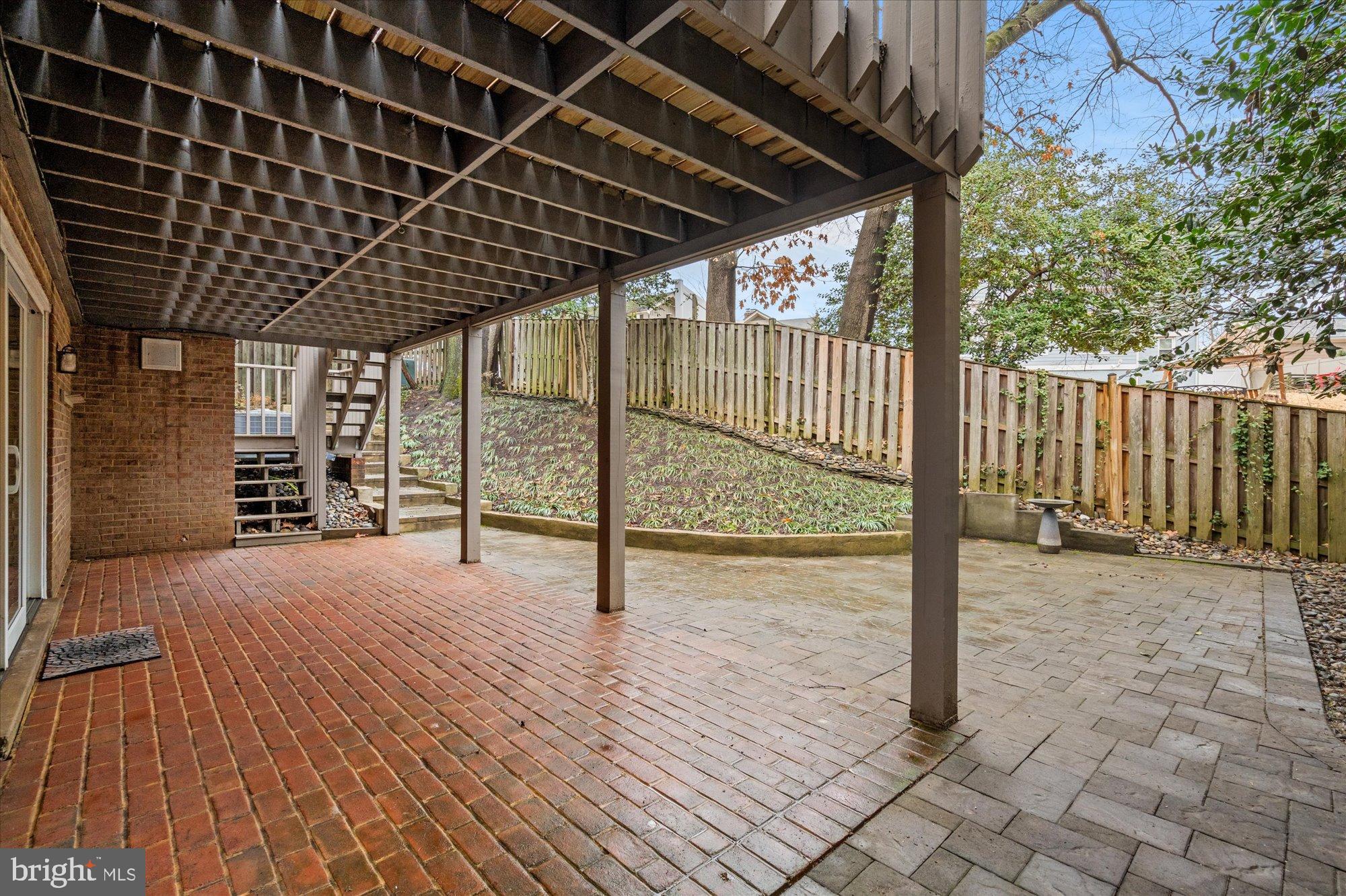 1703 MAPLE HILL PLACE