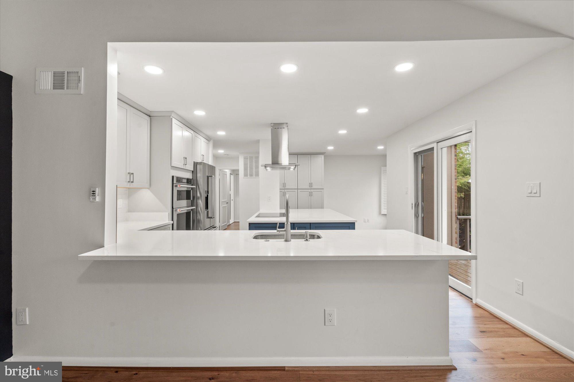 1703 MAPLE HILL PLACE