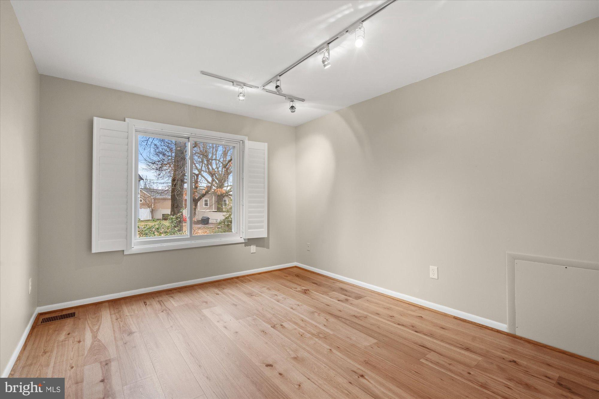 1703 MAPLE HILL PLACE