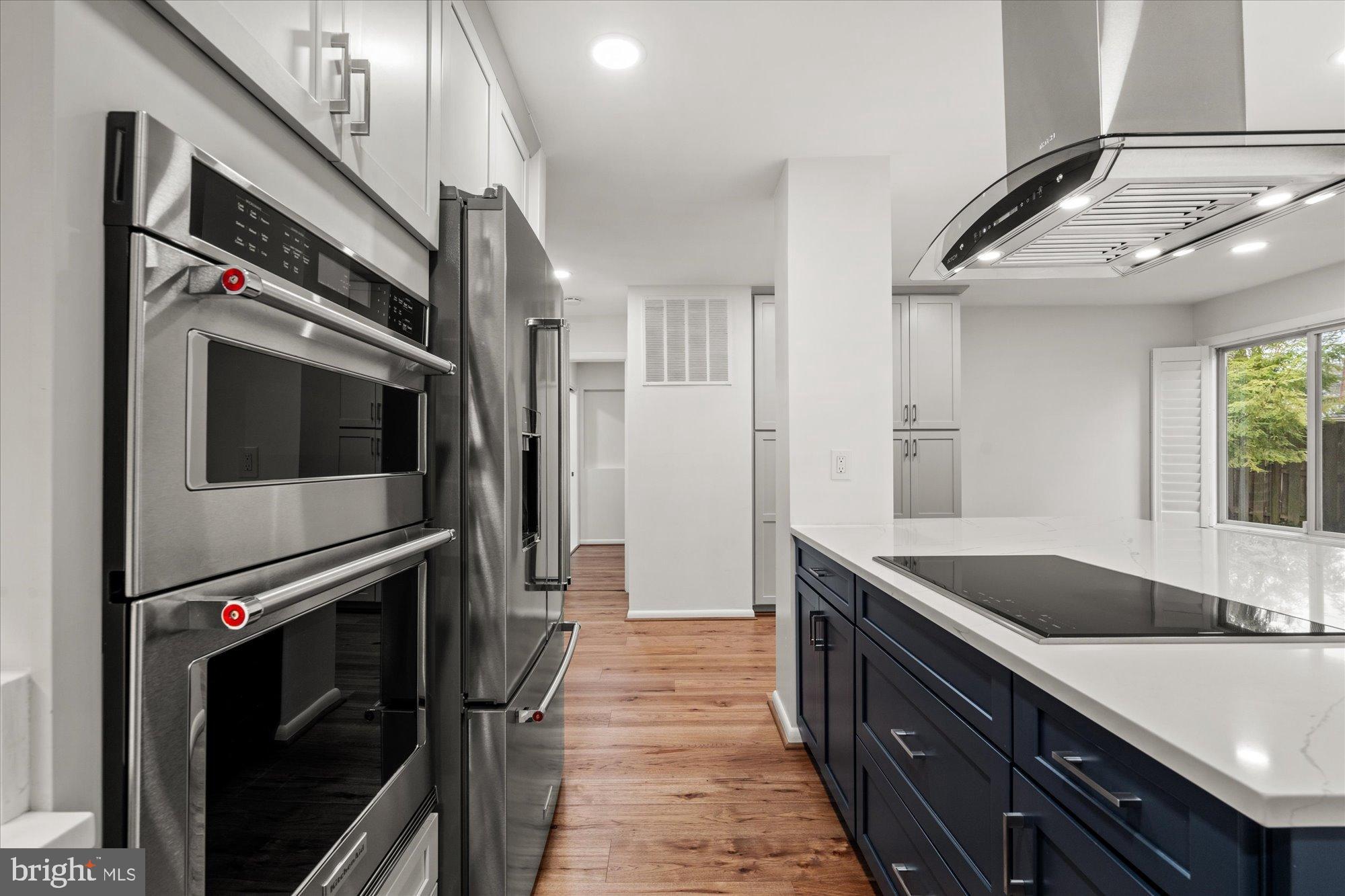 1703 MAPLE HILL PLACE