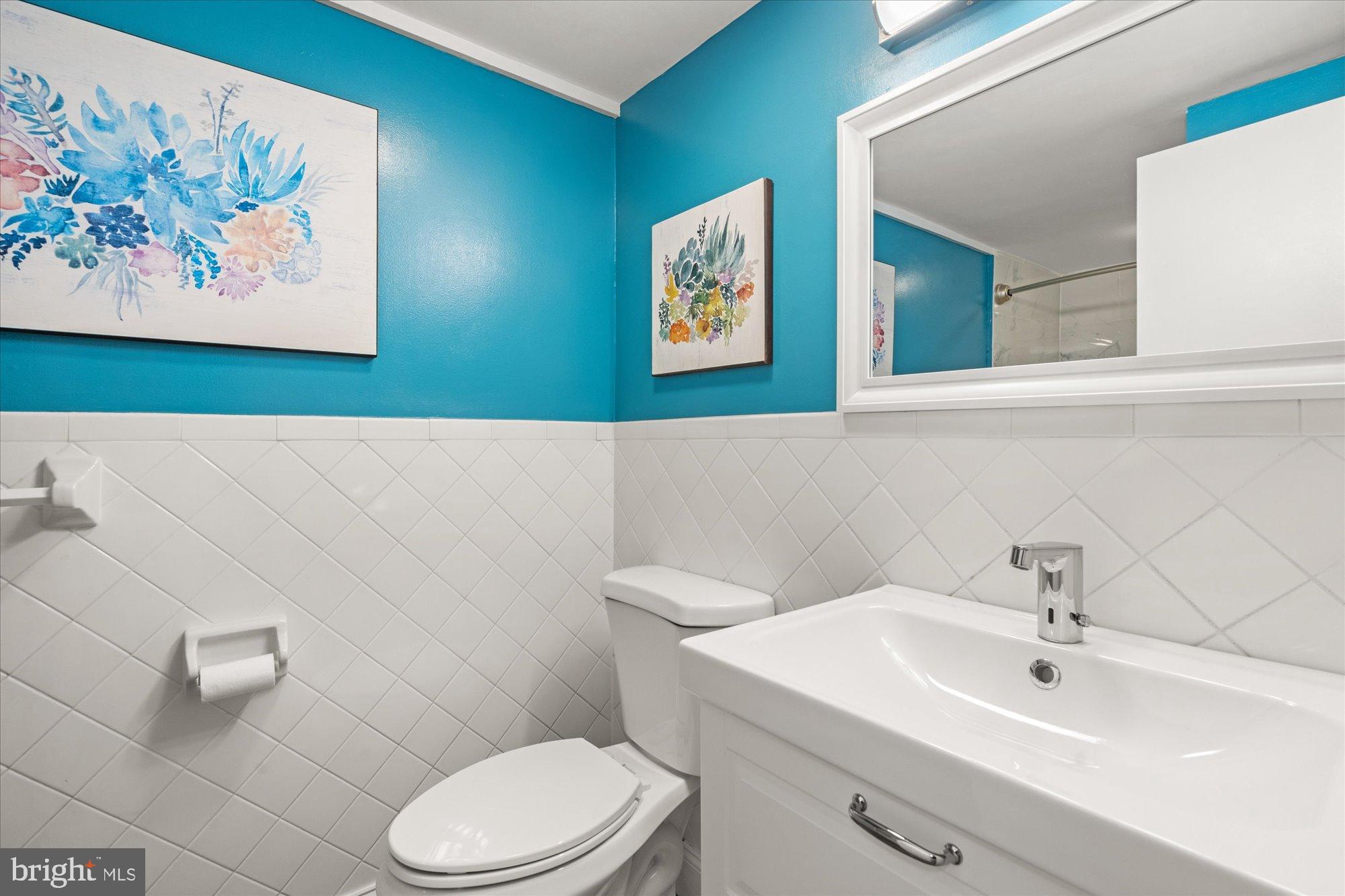 1703 MAPLE HILL PLACE