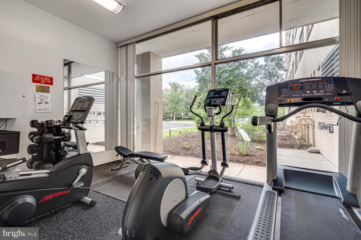 6621 Wakefield Dr #416