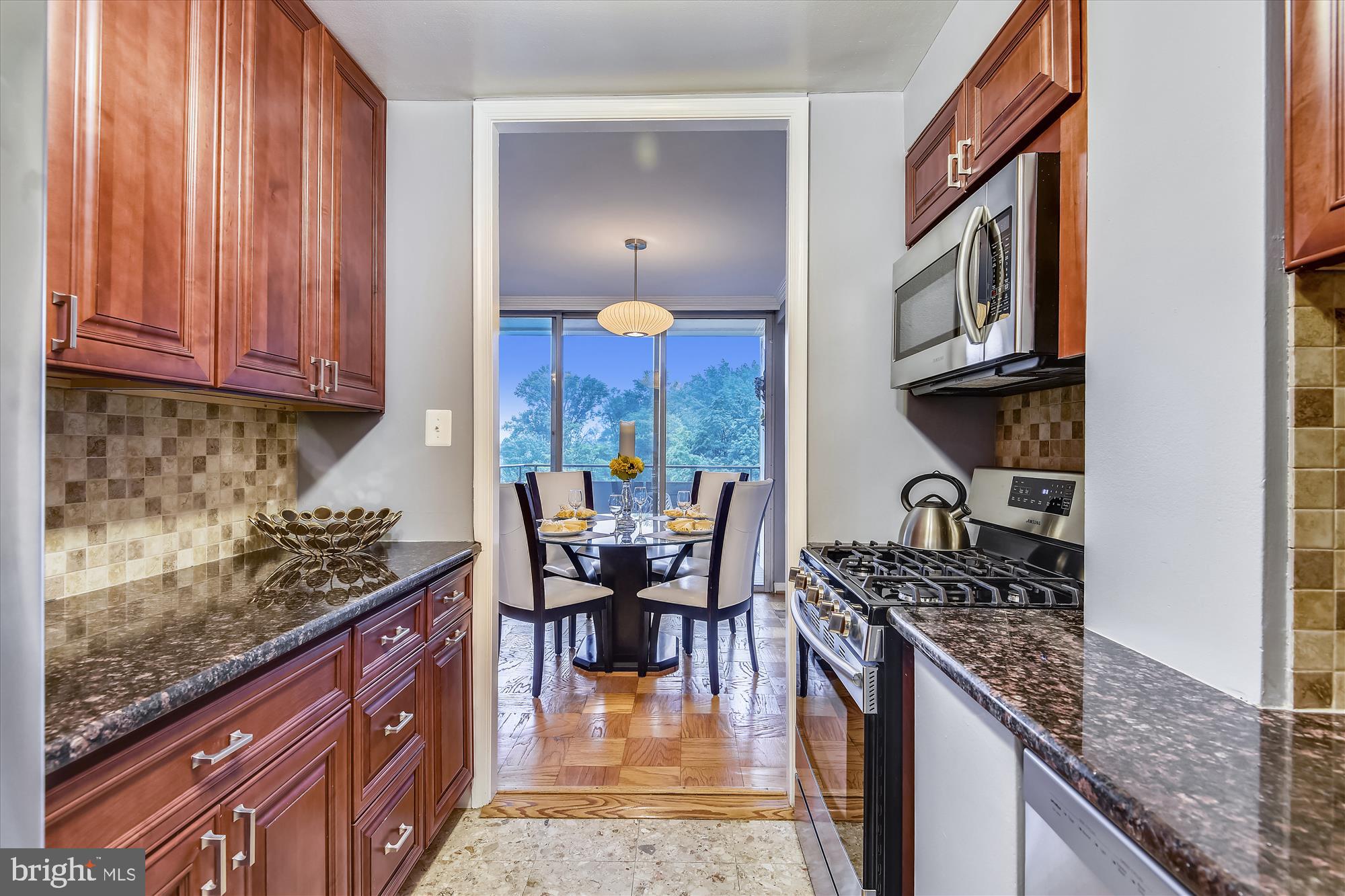 6621 Wakefield Dr #416