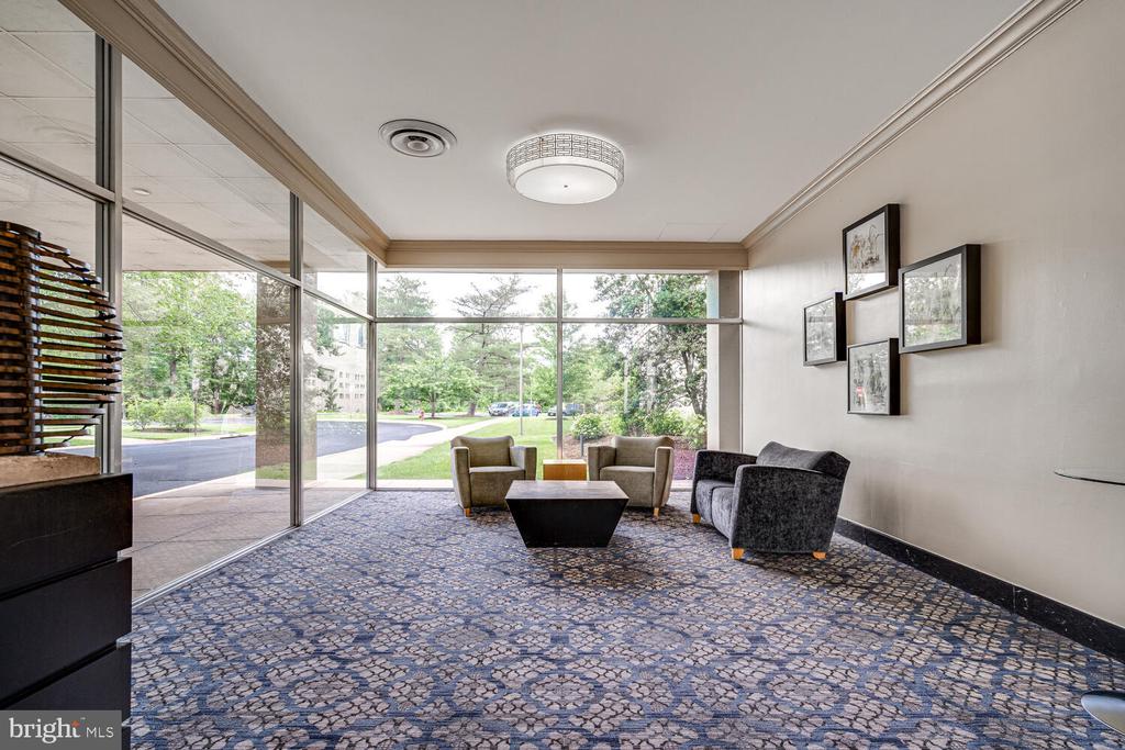 6621 Wakefield Dr #416