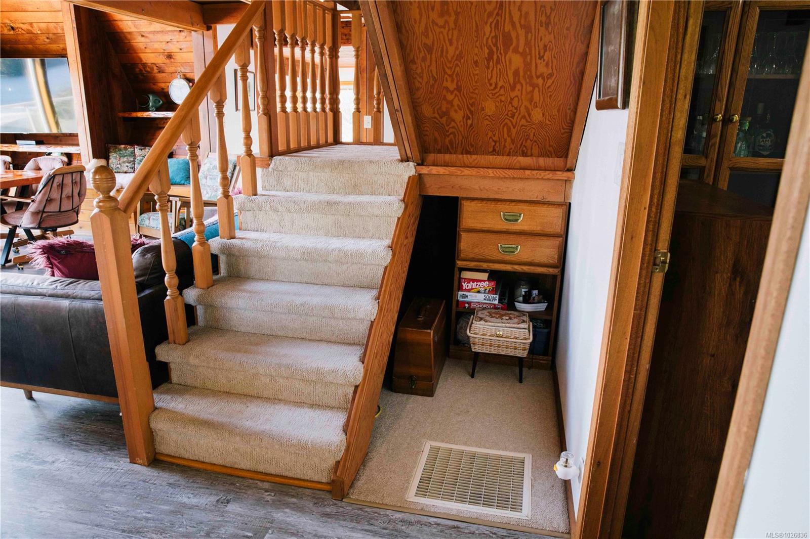 390 Bamfield Inlet