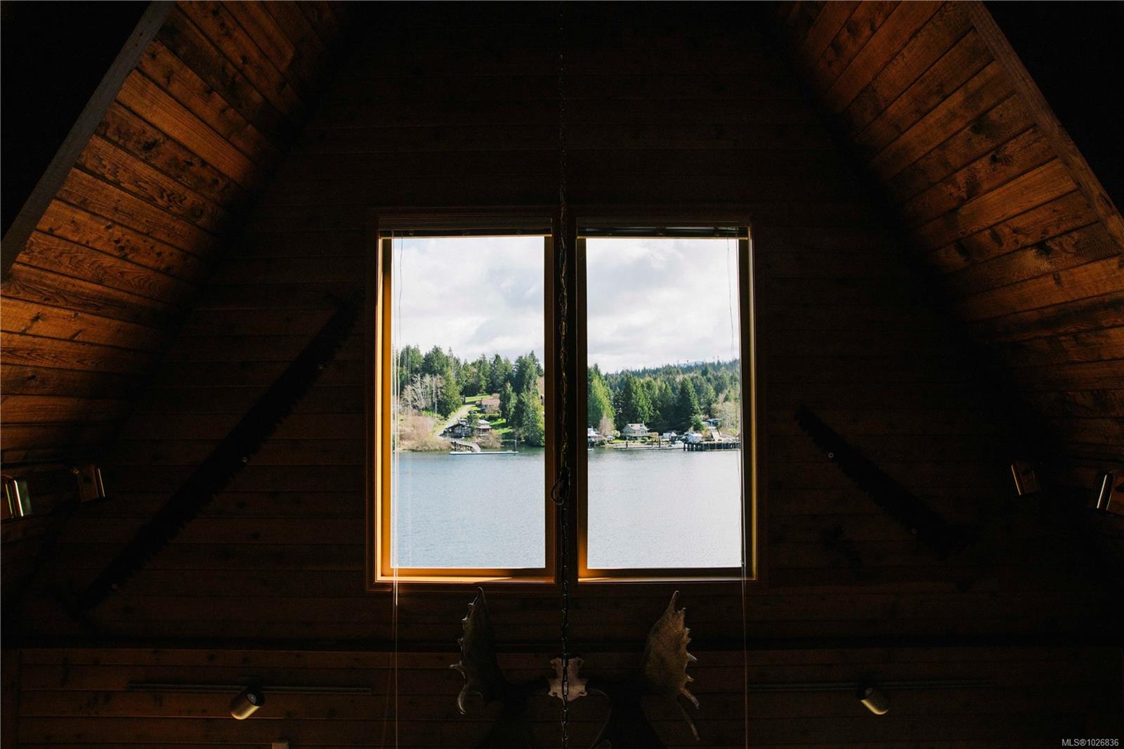 390 Bamfield Inlet