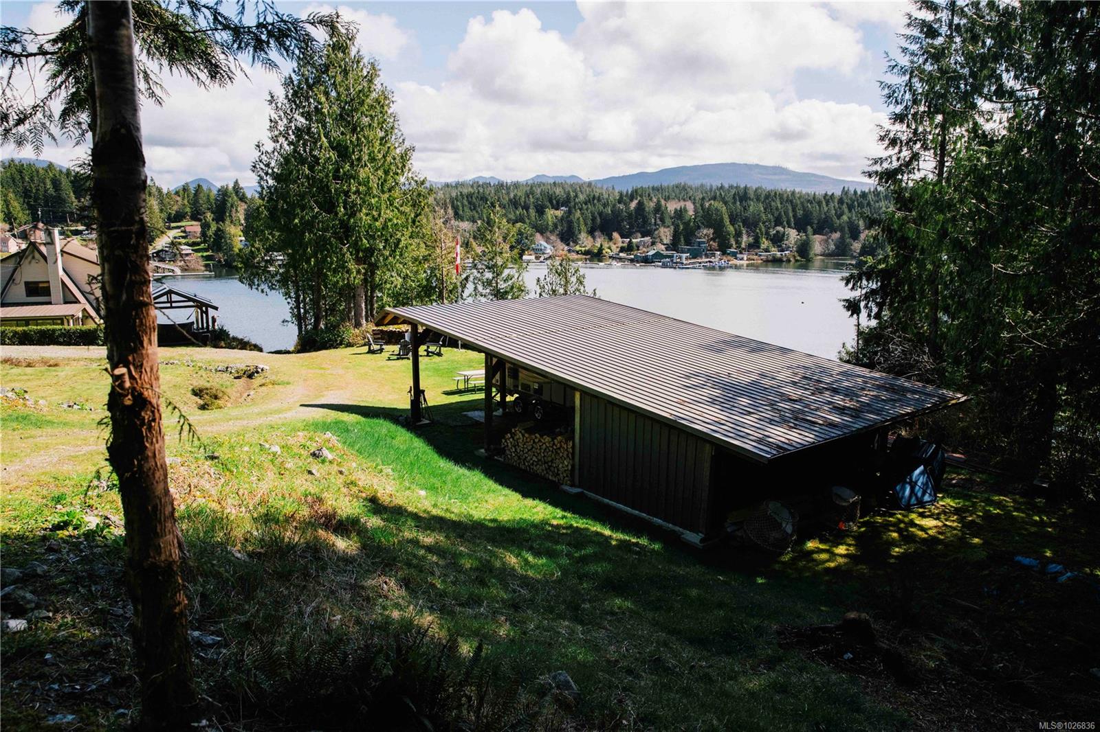 390 Bamfield Inlet