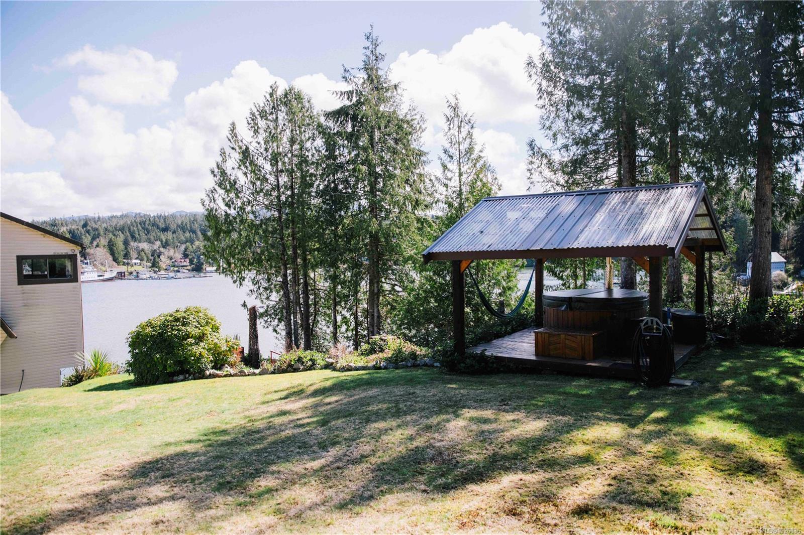 390 Bamfield Inlet