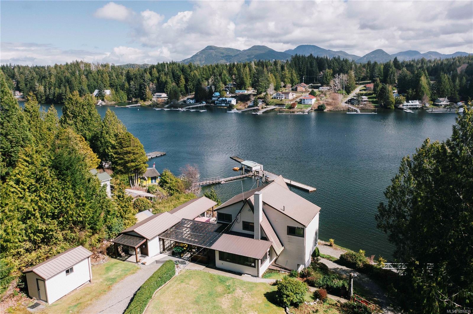 390 Bamfield Inlet