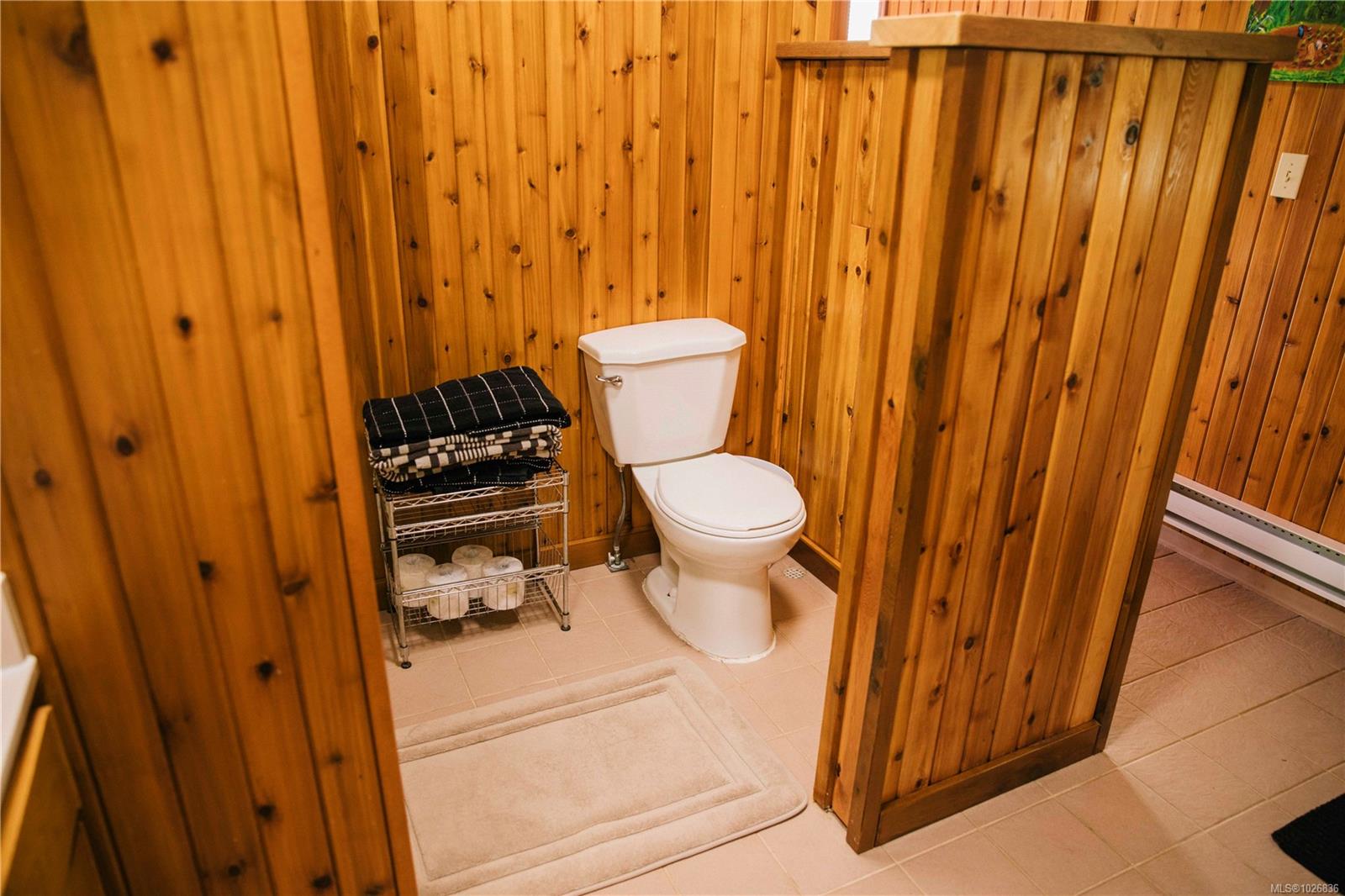 390 Bamfield Inlet