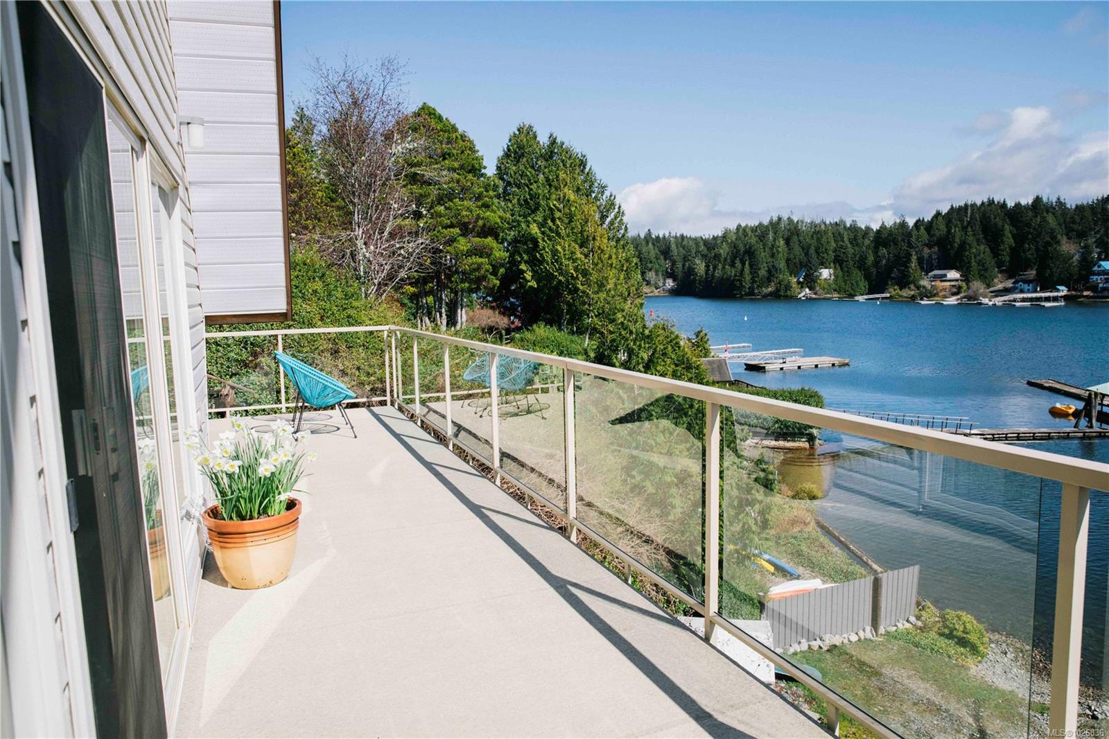 390 Bamfield Inlet