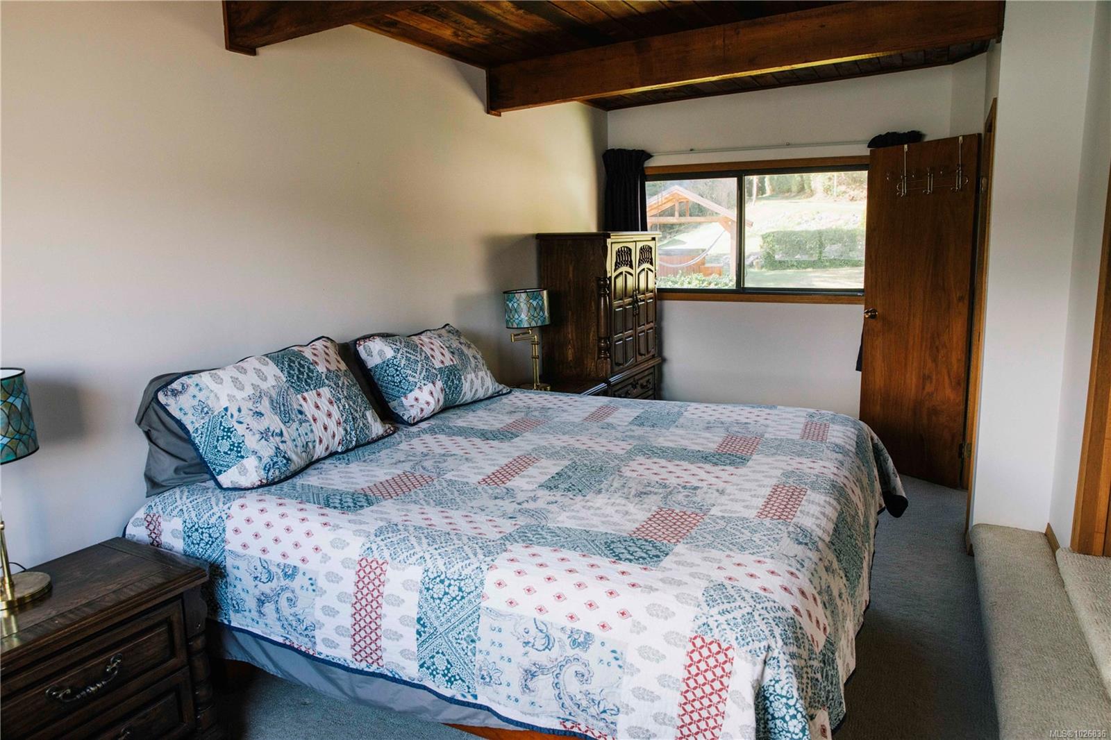 390 Bamfield Inlet