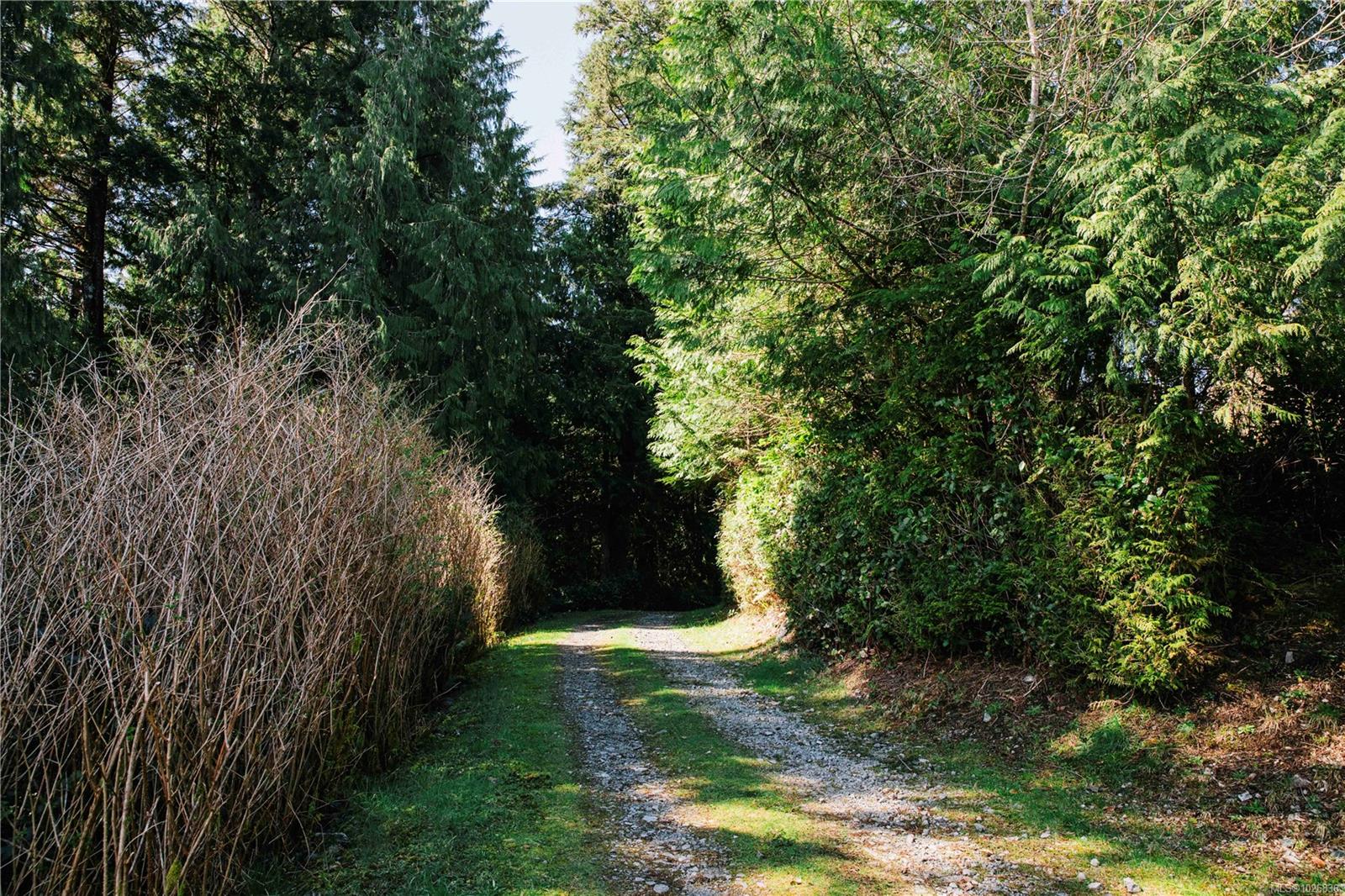 390 Bamfield Inlet