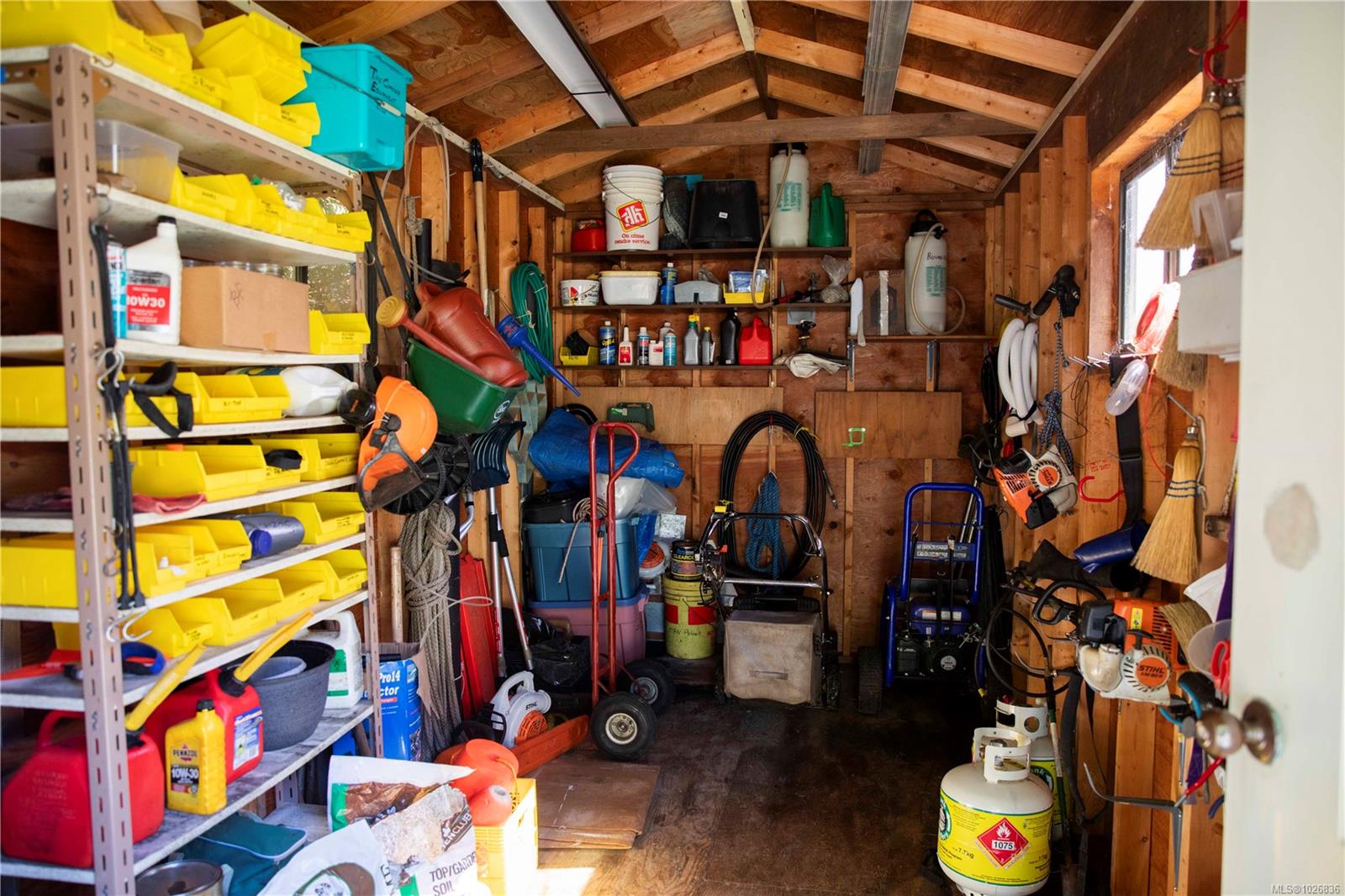 390 Bamfield Inlet