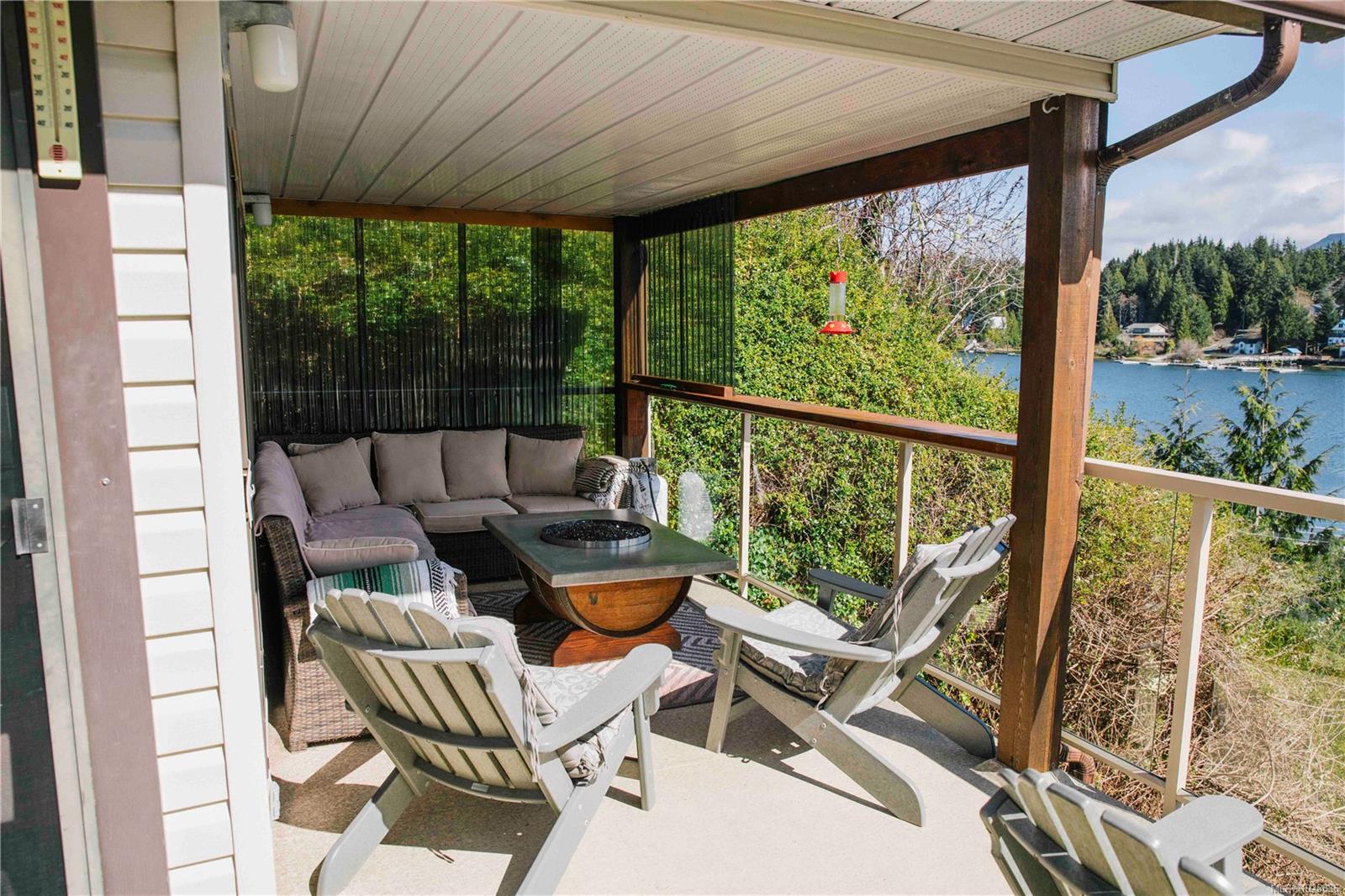 390 Bamfield Inlet
