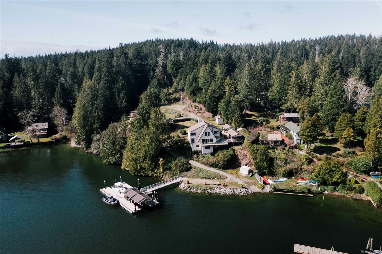 390 Bamfield Inlet