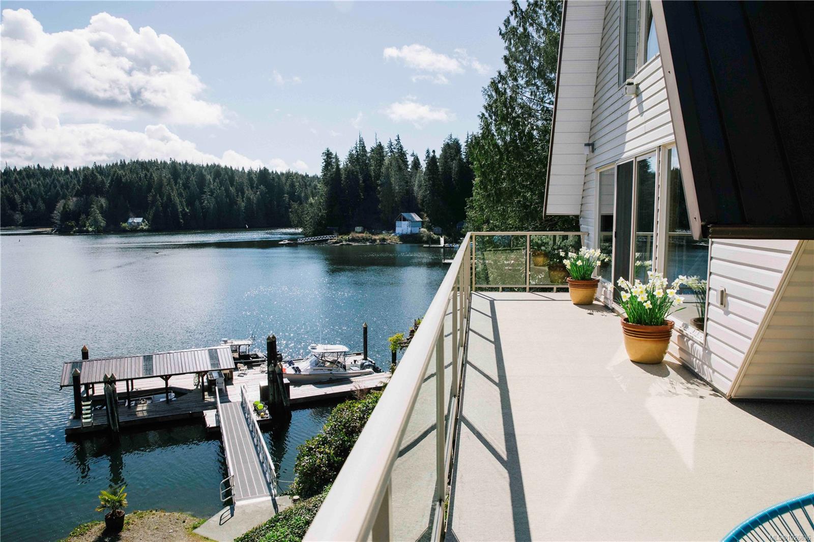 390 Bamfield Inlet
