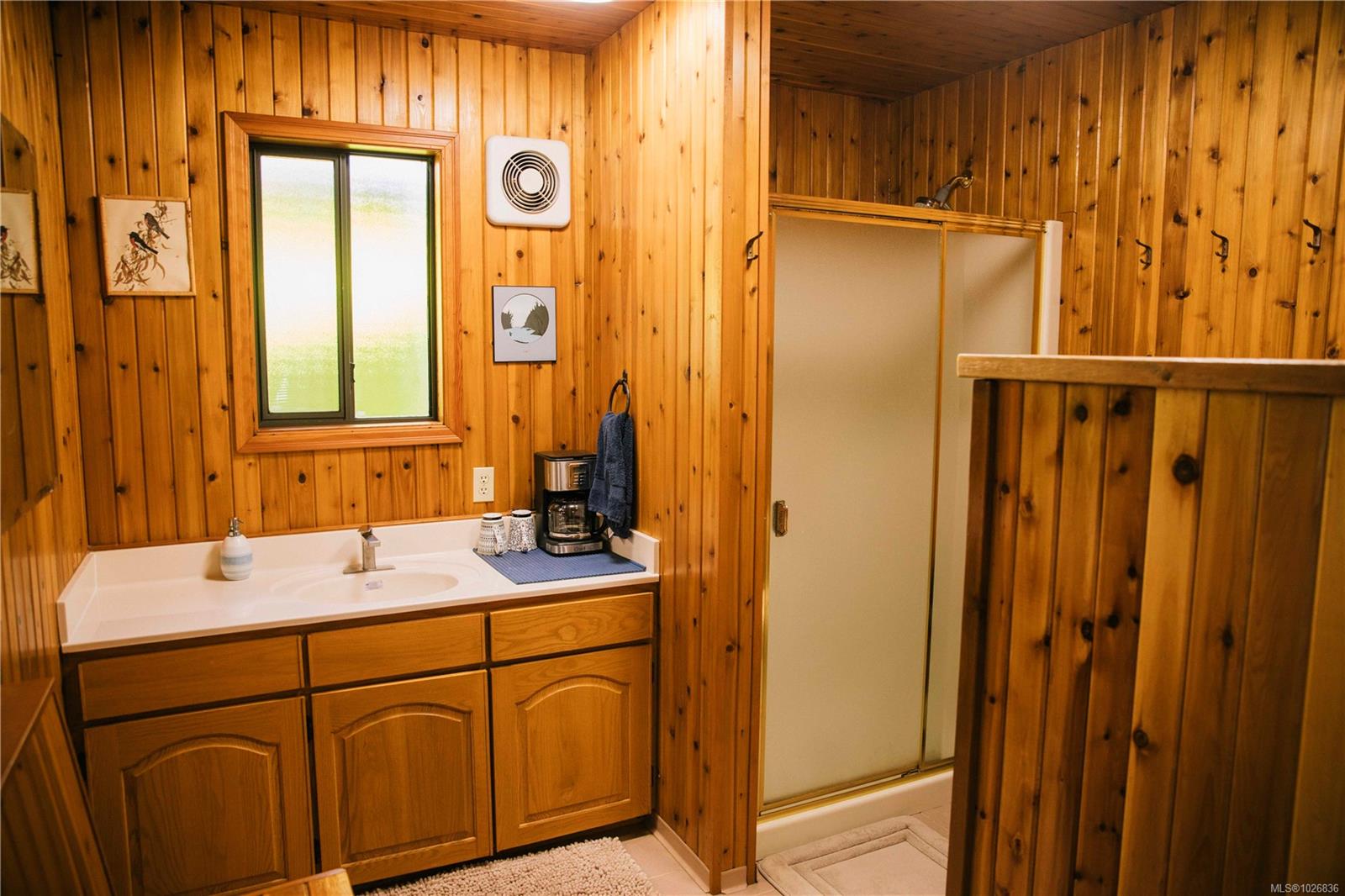 390 Bamfield Inlet