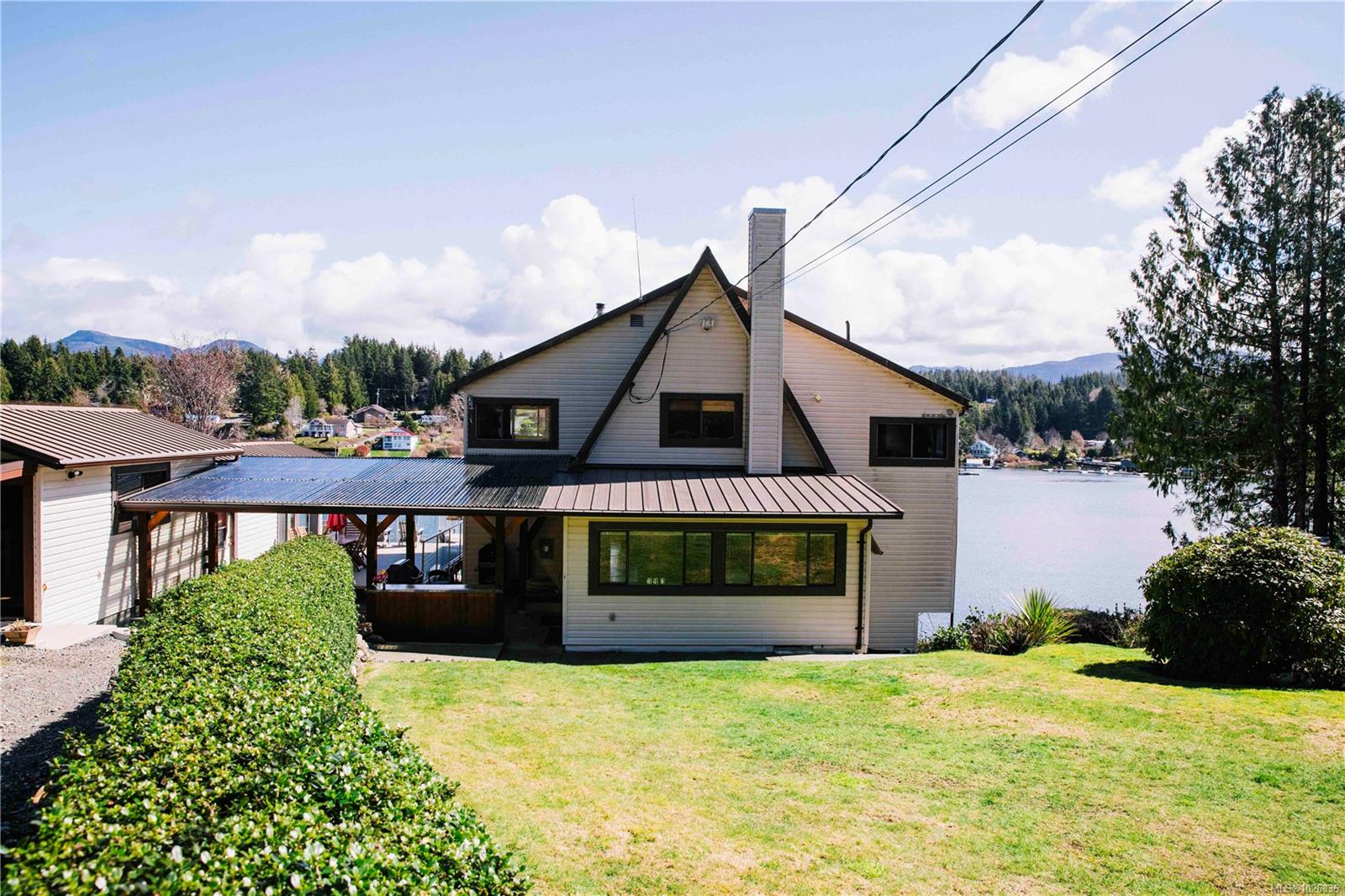 390 Bamfield Inlet