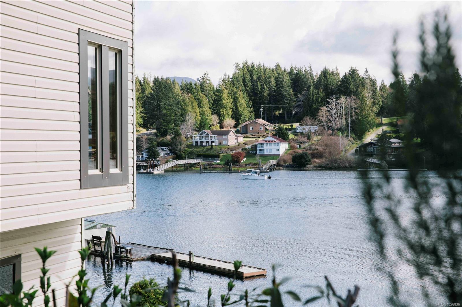 390 Bamfield Inlet