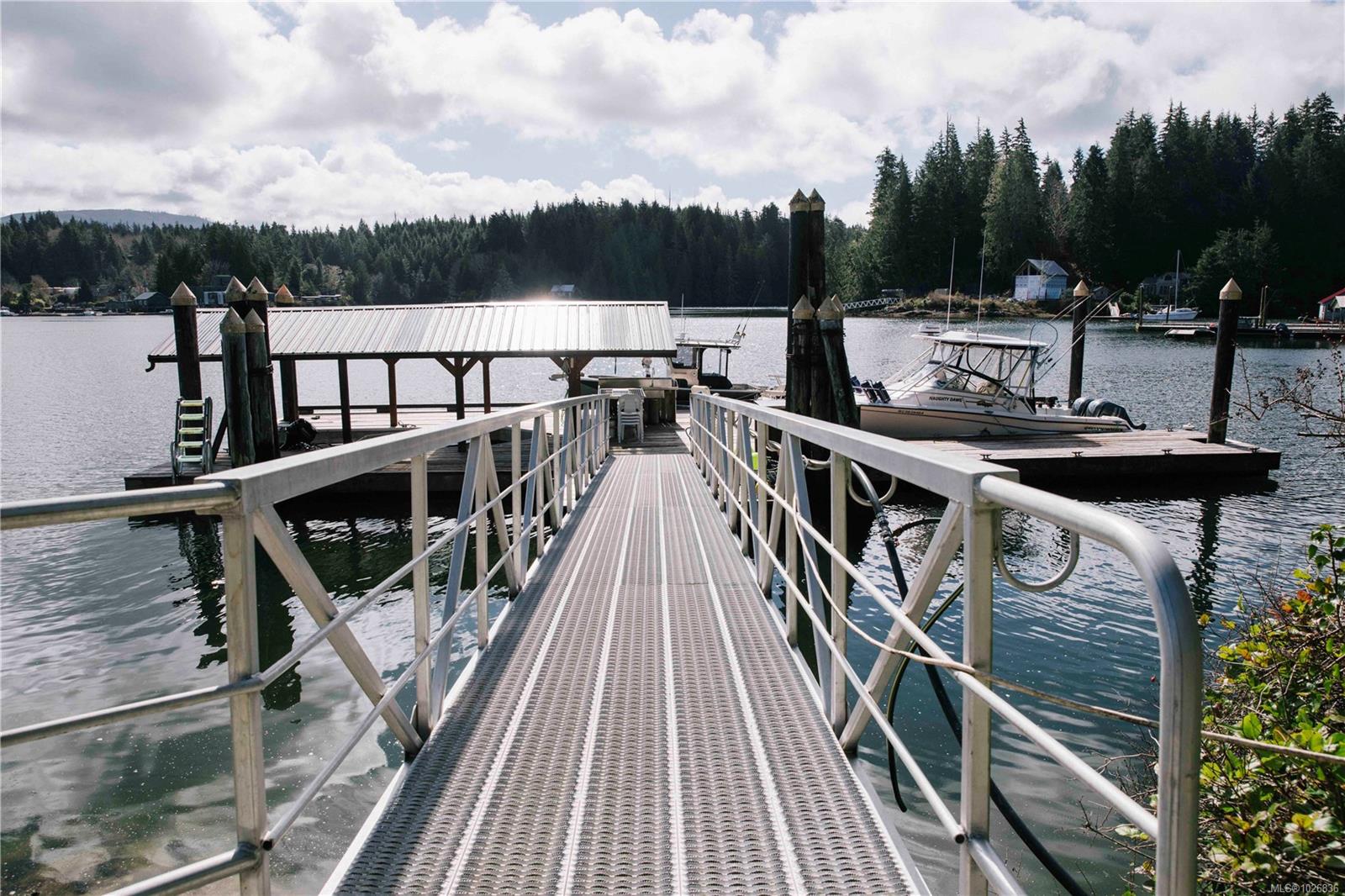 390 Bamfield Inlet