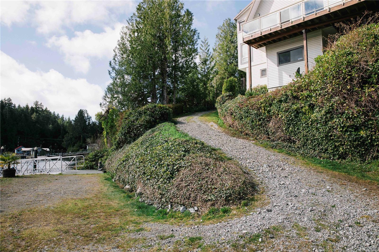 390 Bamfield Inlet