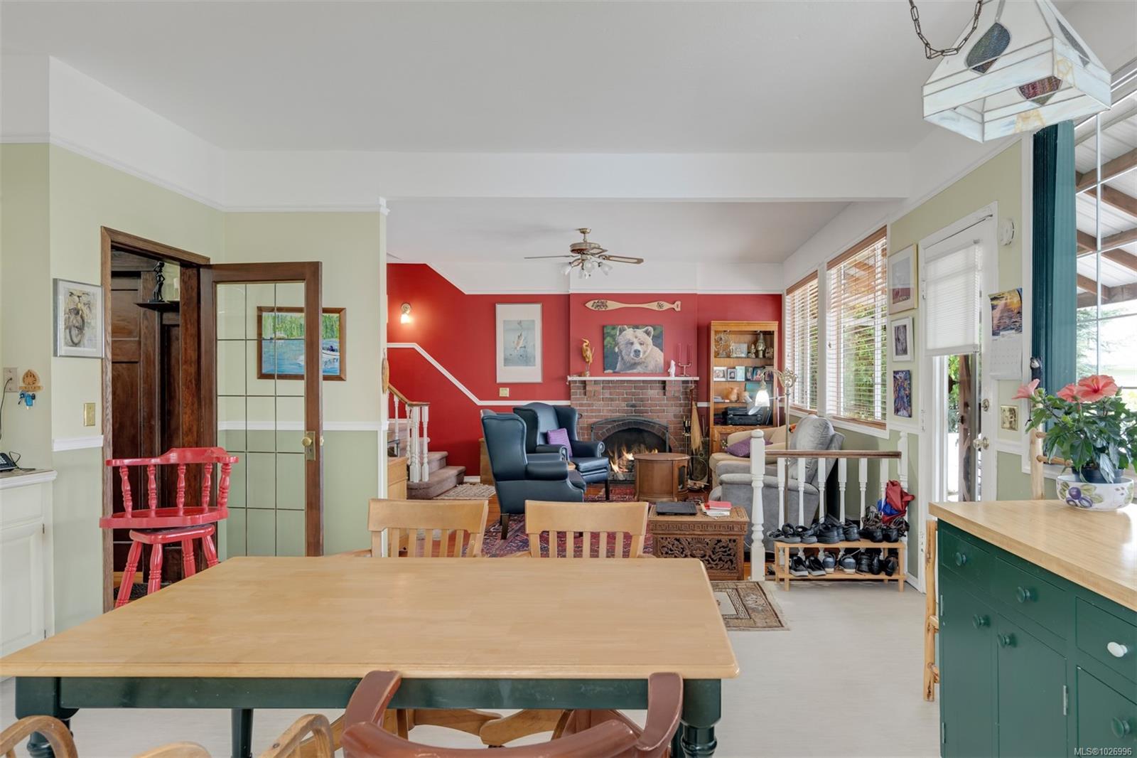 470 Constance Ave